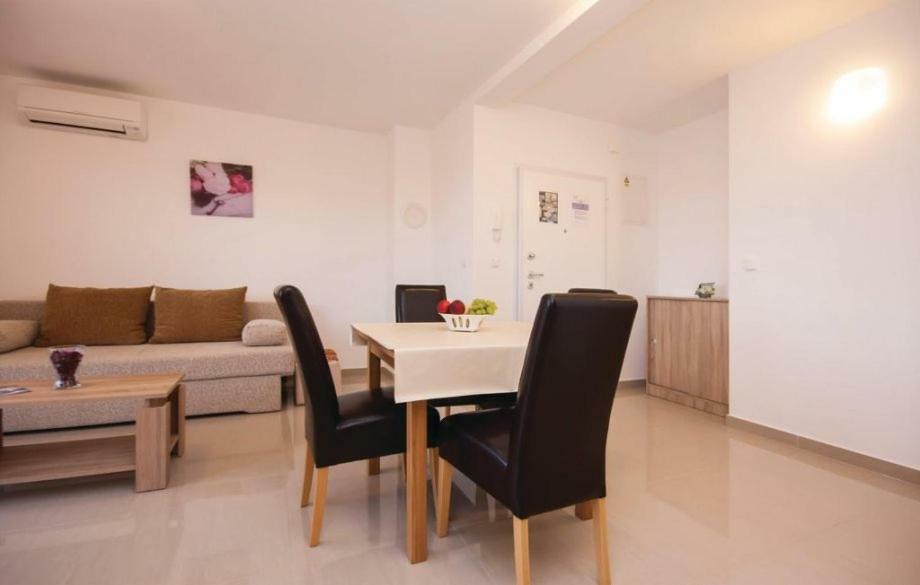 Apartmani Korenika Brodarica  Esterno foto